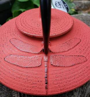 Natsu Dragonfly Japanese Iwachu Iron Tetsubin Teapot, Red Orange Dragonfly Flat Form